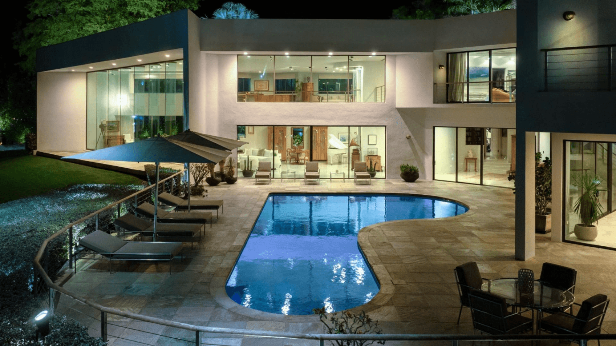 Mansion de Scarface a la venta en Key Biscayne Miami